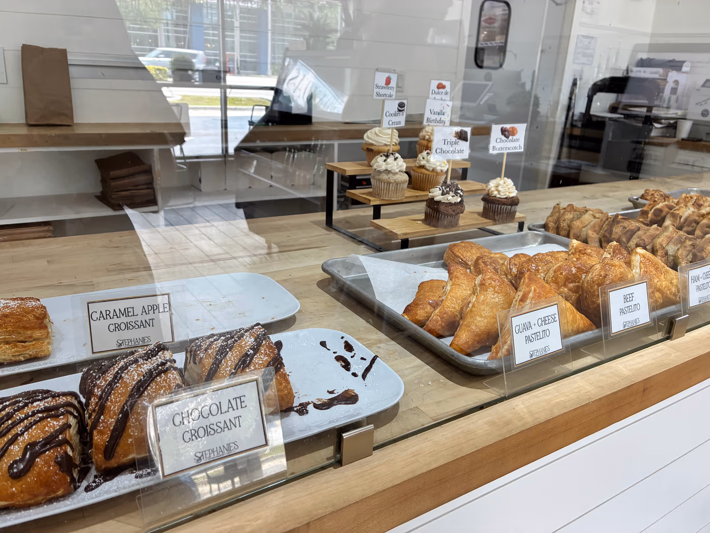 Stephanie's Vegan Bakery and Cafe